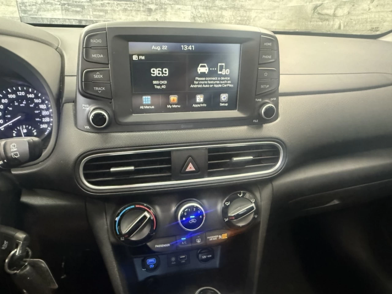 2019 Hyundai Kona Essential AWD CAM DE RECUL BLUETOOTH **APPROUVÉ À Image principale