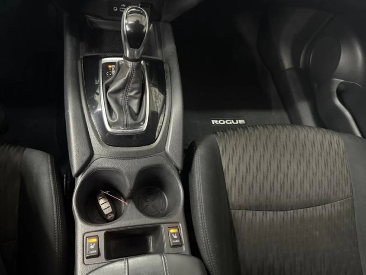 2019 Nissan Rogue SV AWD TOIT PANO CAM DE RECUL** APPROUVÉ À 99.9% * Main Image