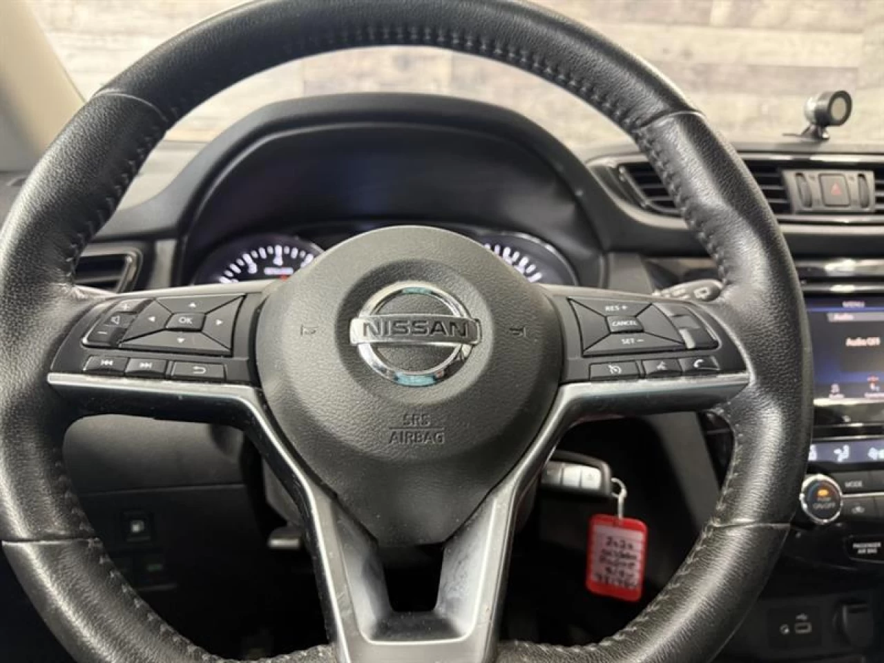 2020 Nissan Rogue SV Awd Cam de recul mags  ** APPROUVÉE 99,9% ** Main Image