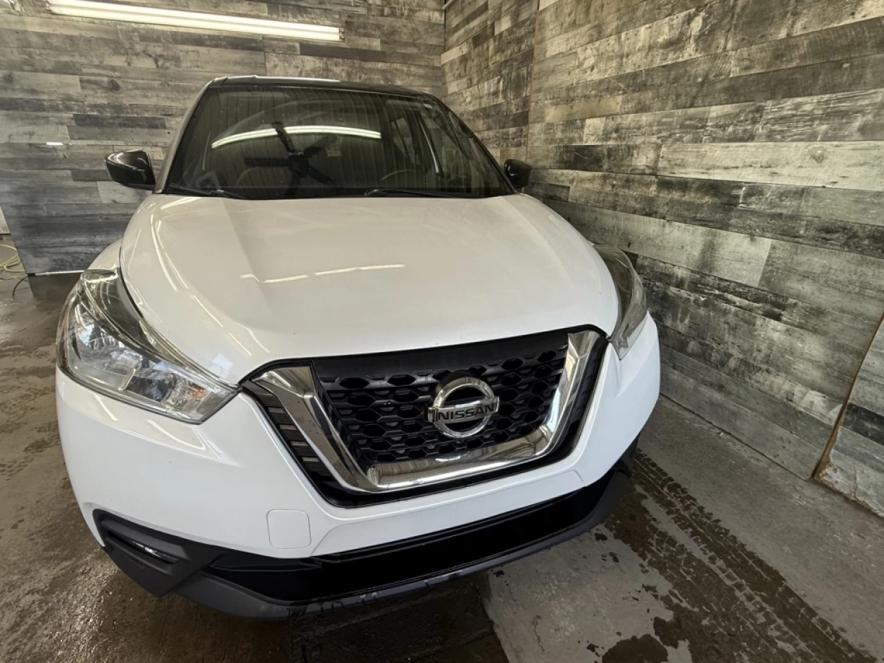 2019 Nissan Kicks SR AUTO CAM DE RECUL BLUETOOTH **APPROUVÉ À 99.9%* Main Image