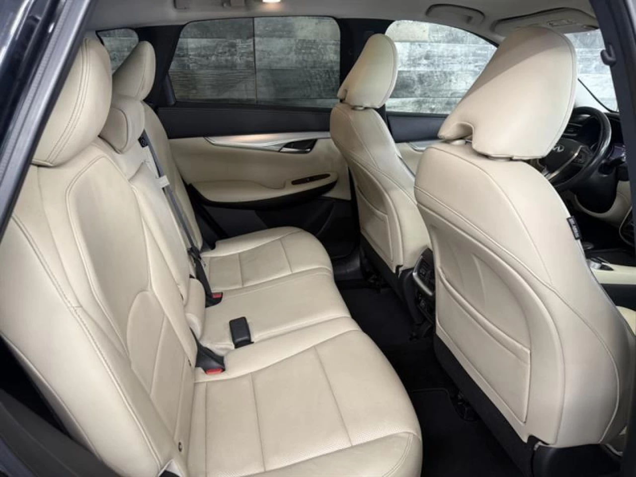 2019 Infiniti QX50 Luxe AWD CUIR TOIT PANO NAV ** APPROUVÉ À 99.9% ** Main Image
