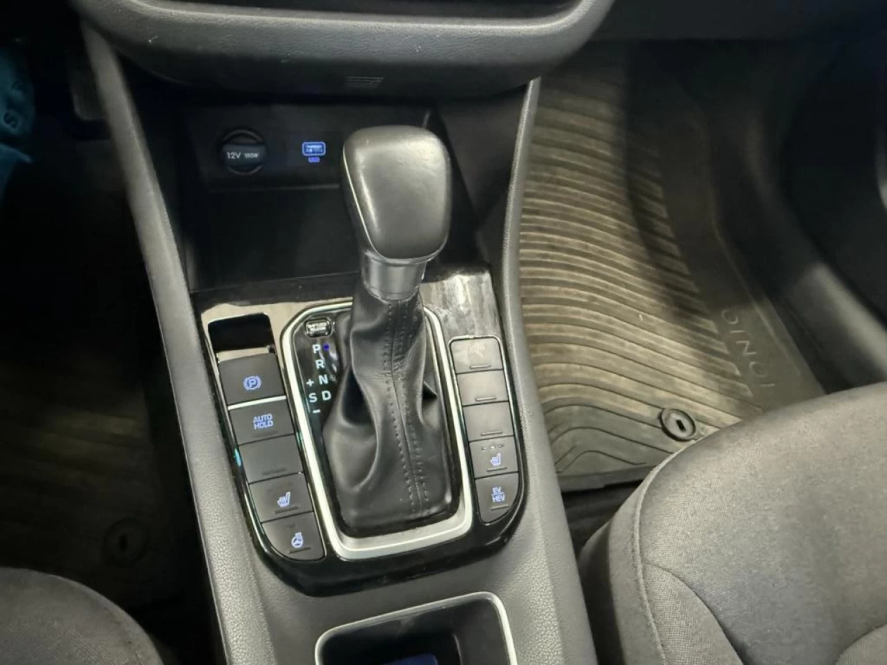 2021 Hyundai Ioniq PrivilÉgiÉ HYBRIDE APPLE CARPLAY TOIT **APPROUVÉE Image principale