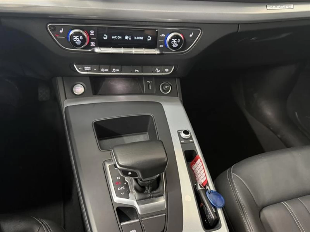 2021 Audi Q5 Progressiv S-Line AWD Cuir Toit Nav ** APPROUVÉ À Image principale