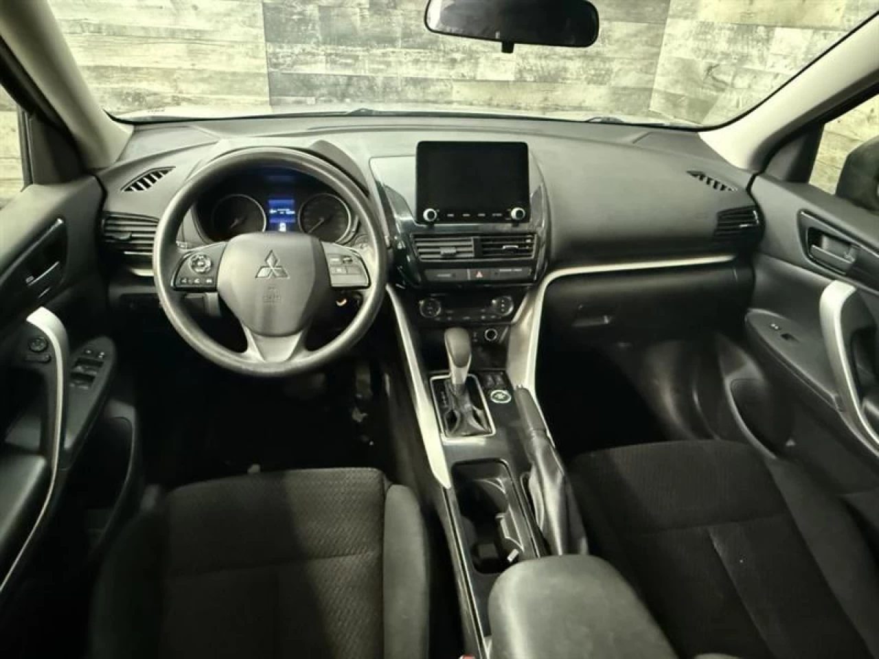 2022 Mitsubishi Eclipse Cross ES AWD BLUETOOTH MAGS **APPROUVÉ À 99.9%** Image principale