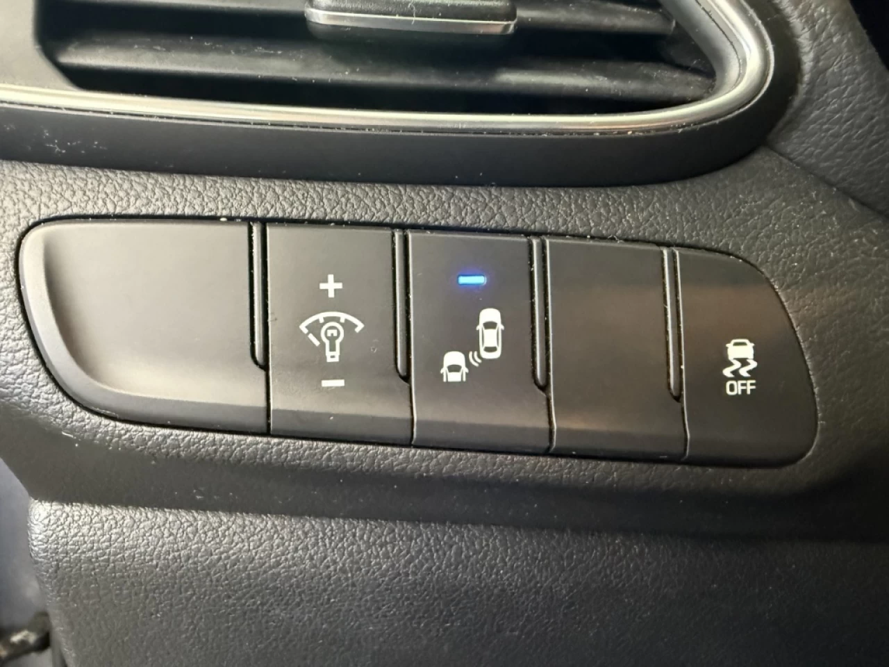 2018 Hyundai Elantra GT GL AUTO CAM DE RECUL BLUETOOTH **APPROUVÉ À 99.9%* Main Image