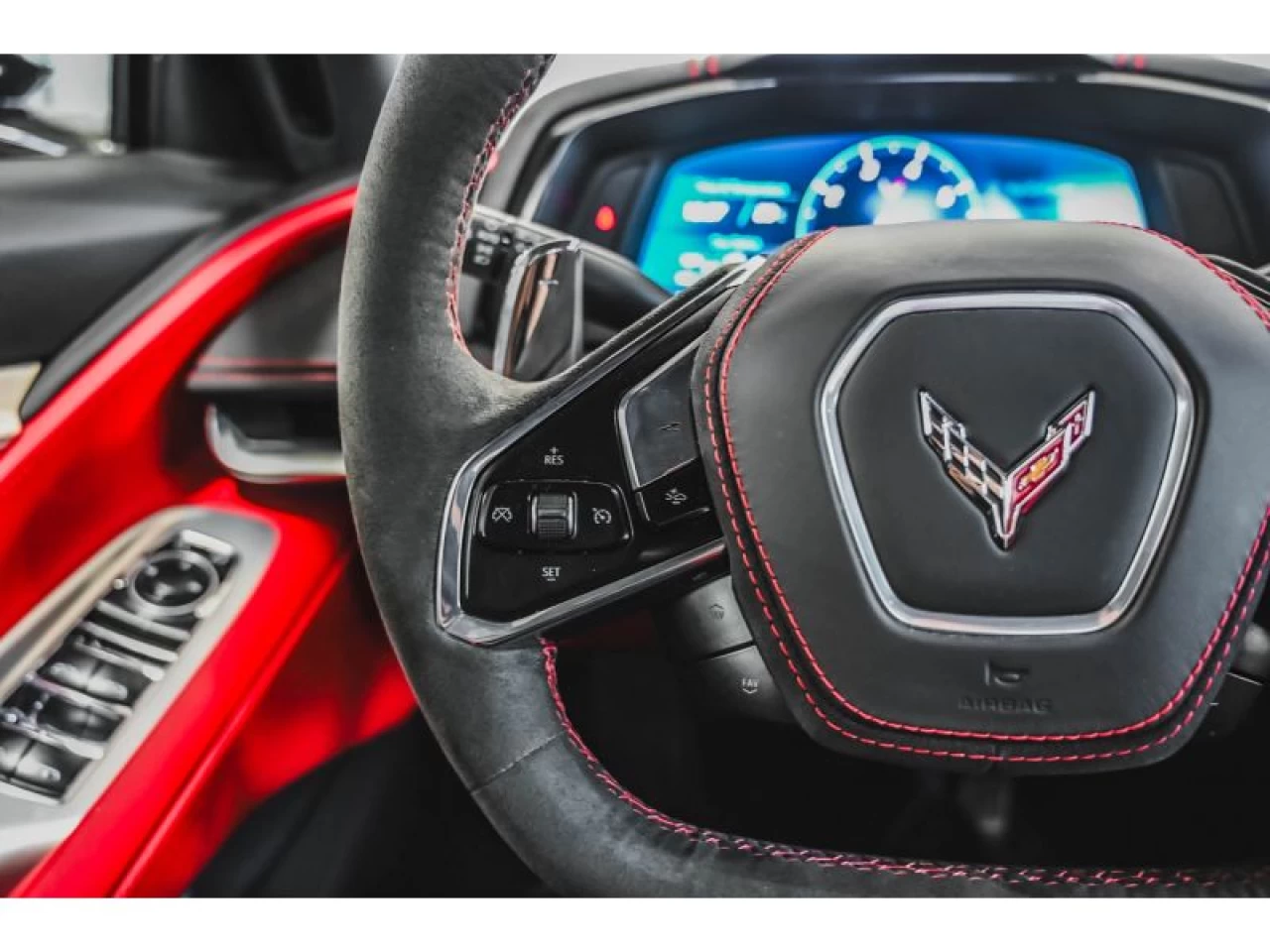 2025 Chevrolet Corvette 2dr Stingray Conv w/3LT Z51 PERFORMANCE GROUP Image principale