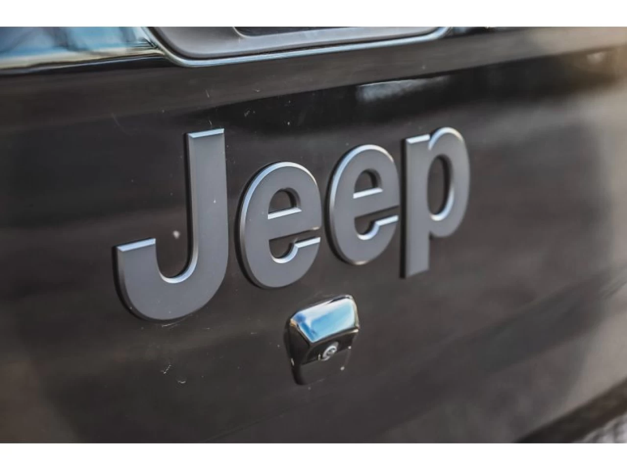 2023 Jeep Gladiator Sport S 4X4 GROUPE TECH REMORQUAGE MAX Image principale