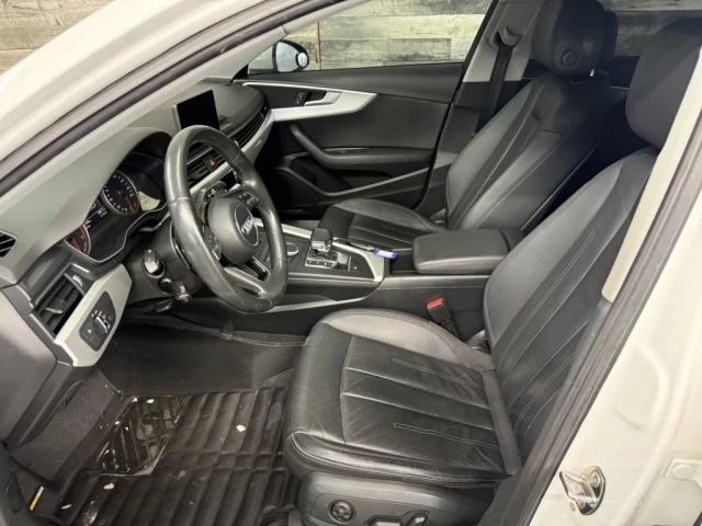 Audi A4 Komfort S TRONIC AWD CUIR TOIT **APPROUVÉ À 99.9%* 2018