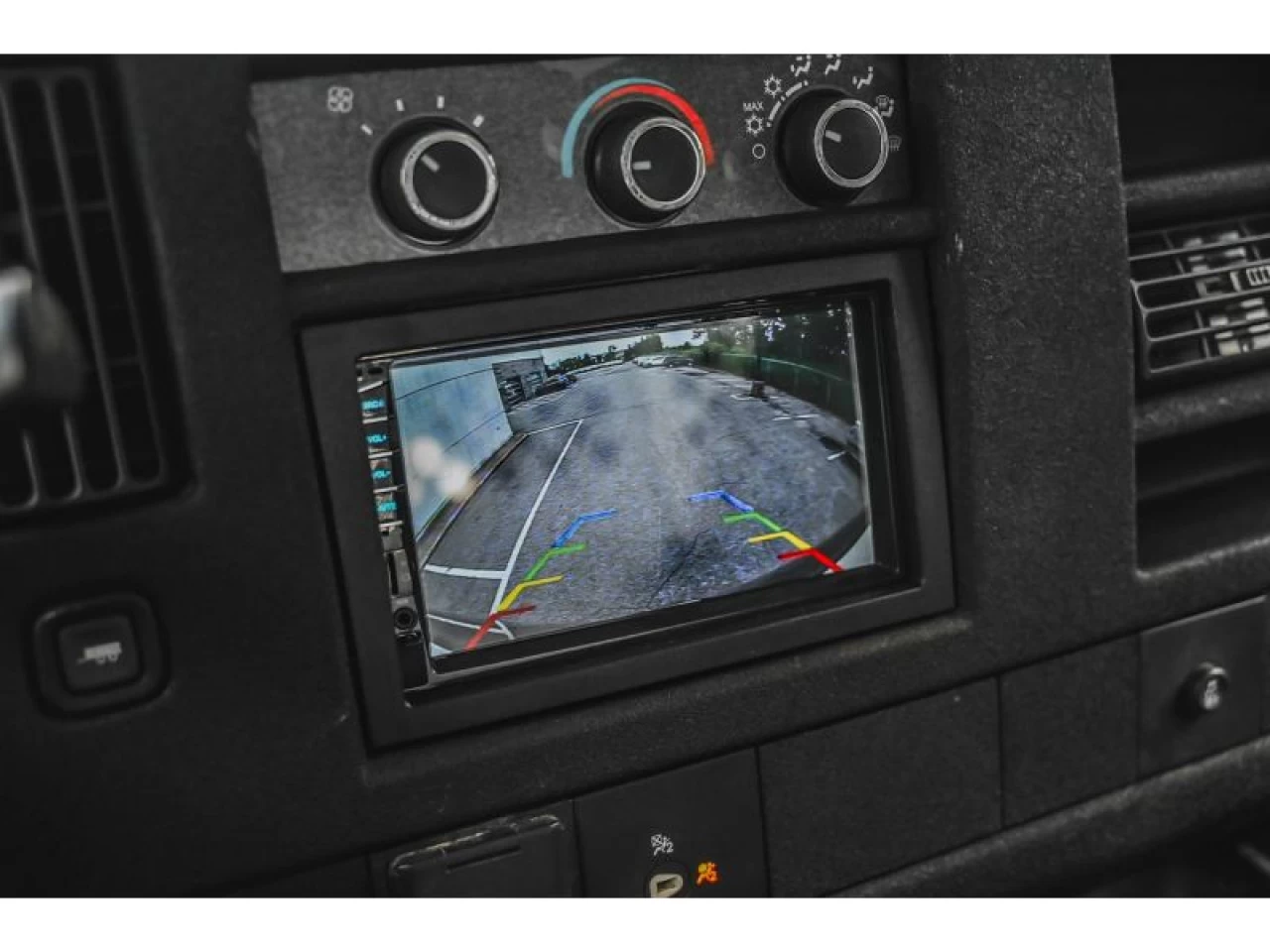 2017 GMC Savana RWD 2500 135" Image principale
