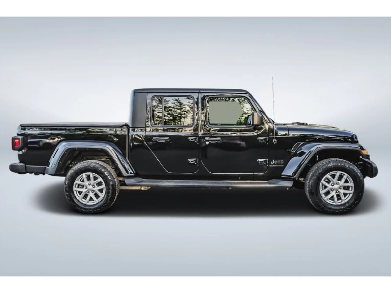 2023 Jeep Gladiator Sport S 4X4 GROUPE TECH REMORQUAGE MAX Image principale