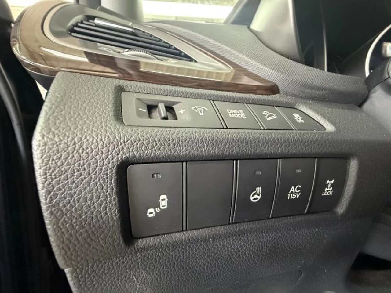 2018 Hyundai Santa Fe XL Luxury Image principale