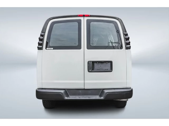 GMC Savana RWD 2500 135" 2017