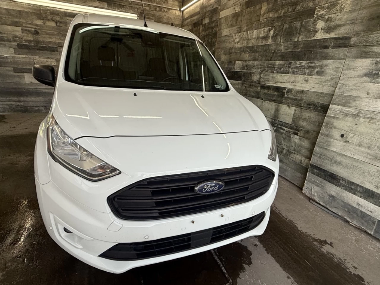 2019 Ford Transit Connect XLT AUTO CAM BLUETOOTH **APPROUVÉE 99,9%** Main Image