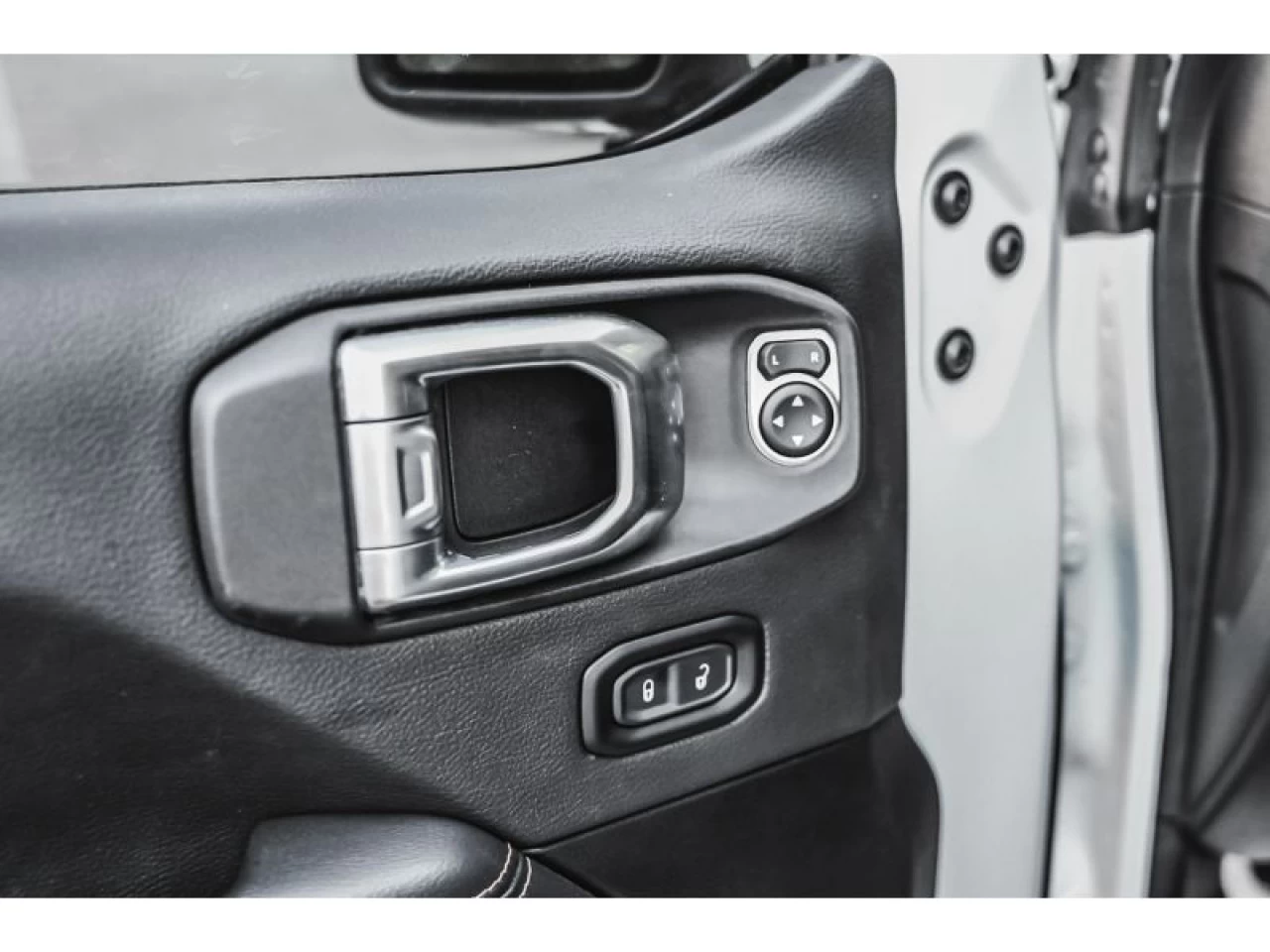 2023 Jeep Wrangler High Altitude Image principale