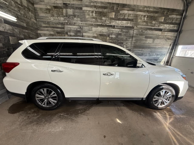 Nissan Pathfinder S 2018
