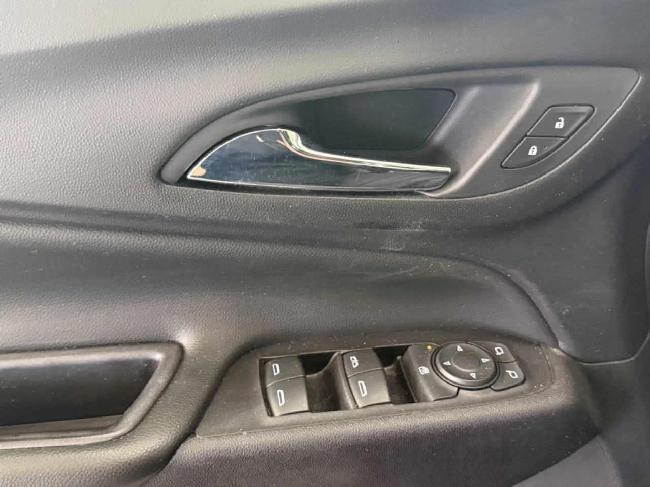 2020 Chevrolet Equinox LT Image principale