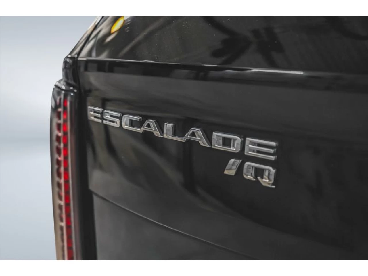 2025 Cadillac Escalade AWD 4dr Luxury 1 BLACK EDITION Image principale