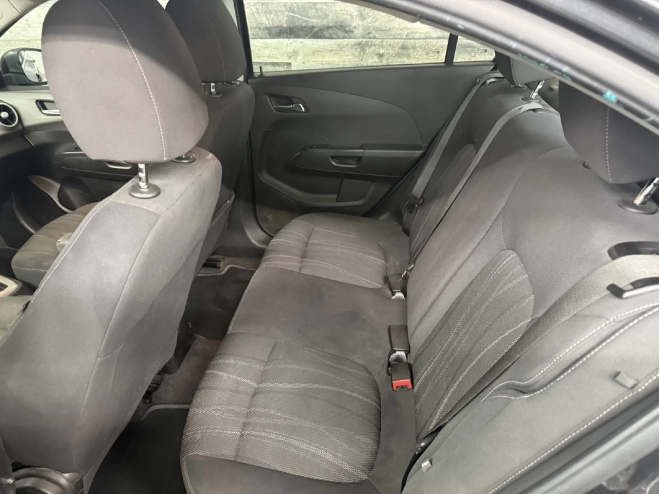 2018 Chevrolet Sonic LT Auto Apple carplay/Android **ApprouvÉ À 99.9%** Main Image