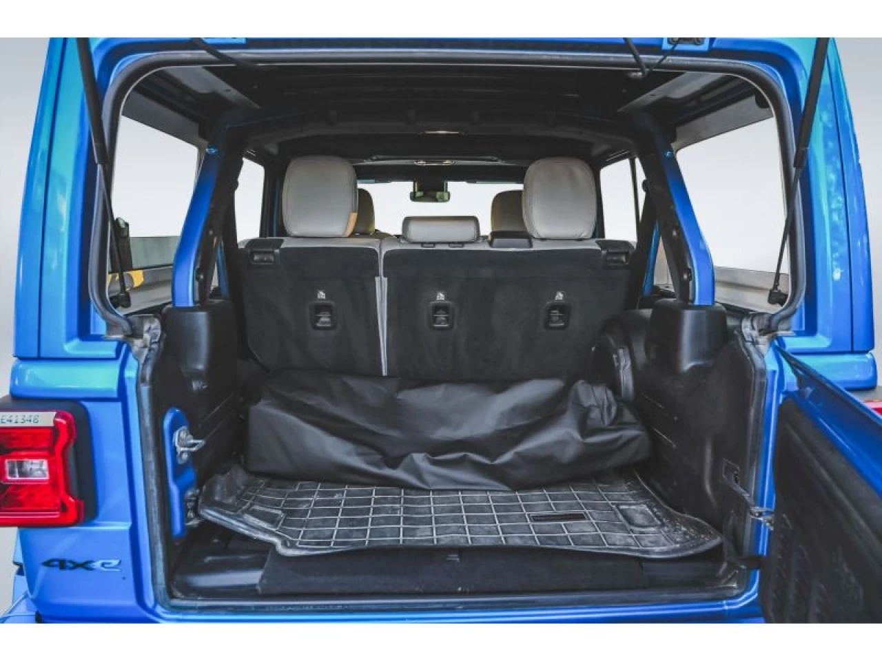 2022 Jeep Wrangler 4XE Unlimited High Altitude TOIT SKY ONE-TOUCH Image principale