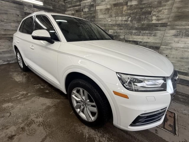 Audi Q5 Komfort AWD CUIR ** APPROUVÉ À 99.9% ** 2019