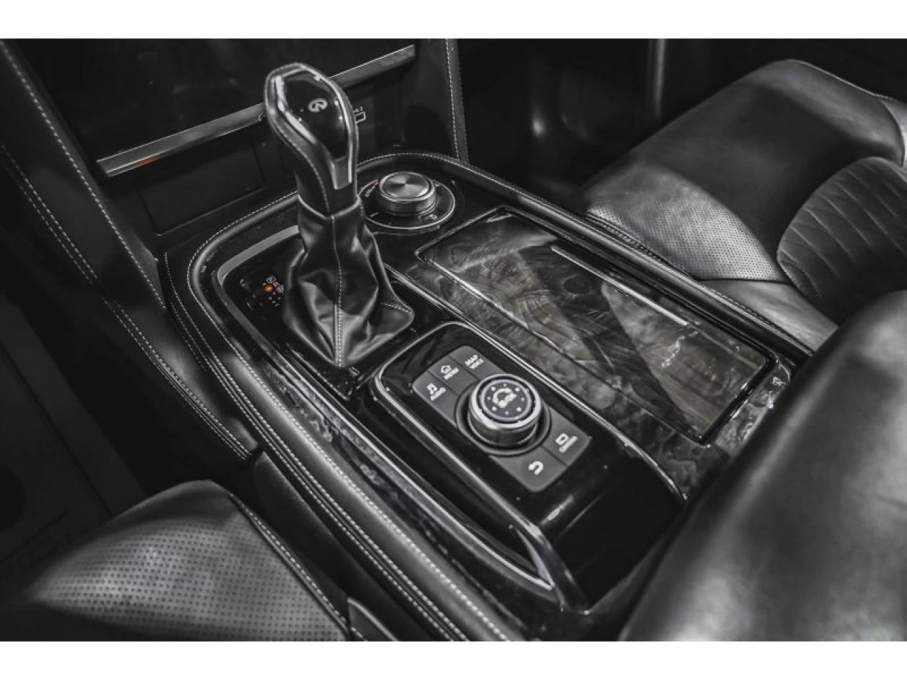 2024 Infiniti QX80 LUXE 7-Passenger Image principale