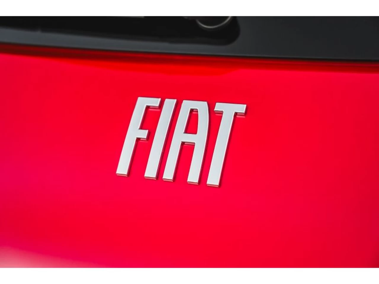2026 Fiat 500E Pop FWD EV TOUT RABAIS INCLUS (PAVE + ROULEZ VERT) Image principale