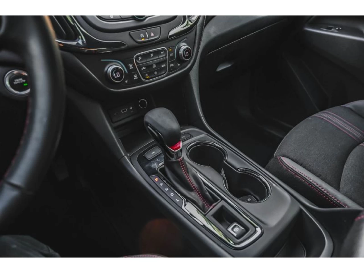 2024 Chevrolet Equinox AWD 4dr RS Image principale
