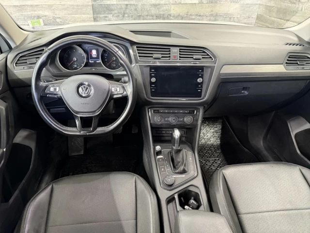 Volkswagen Tiguan Comfortline CUIR AWD NAV TOIT PANO **APPROUVÉ À 99 2018