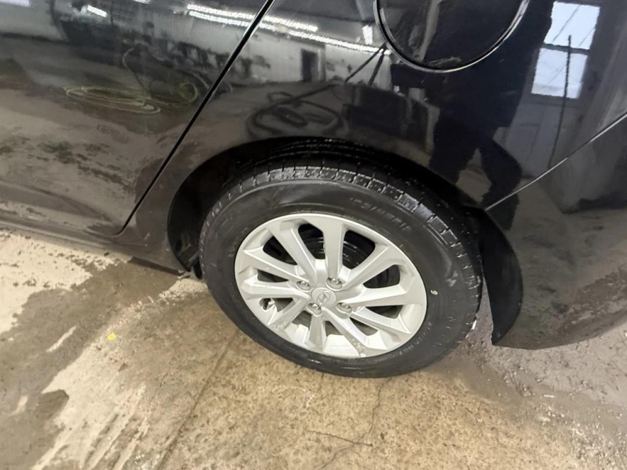 2019 Hyundai Accent PrivilÉgiÉ Auto Bluetooth sieges chauffant **Appro Main Image