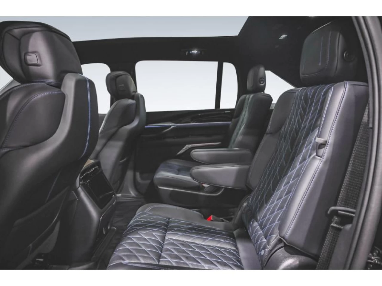 2025 Cadillac Escalade AWD 4dr Luxury 1 BLACK EDITION Image principale