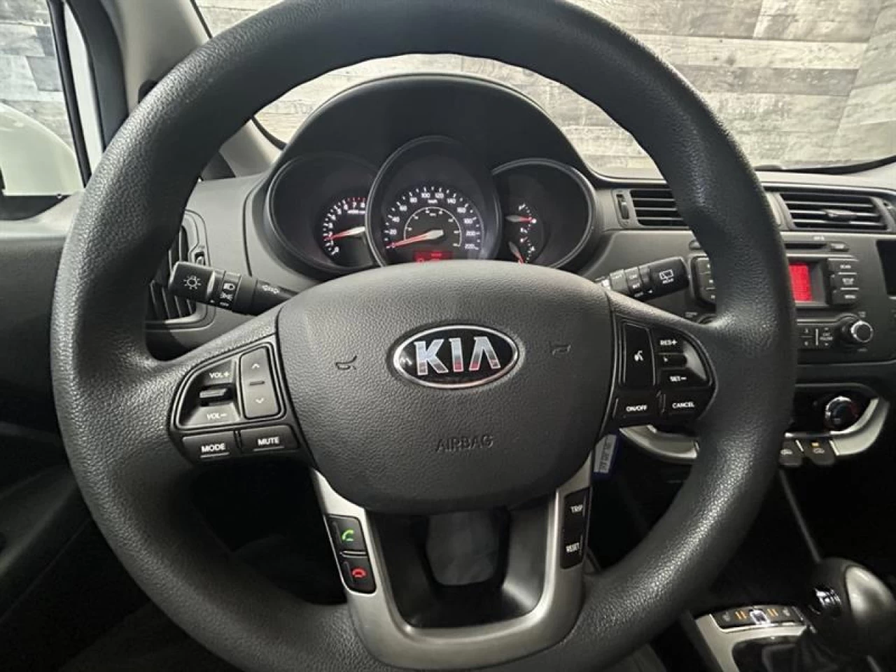 2014 Kia Rio LX Auto Bluetooth Mags ** APPROUVÉE 99,9% ** Image principale