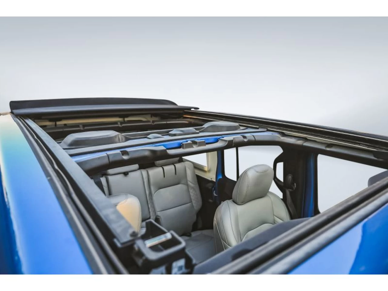 2022 Jeep Wrangler 4XE Unlimited High Altitude TOIT SKY ONE-TOUCH Image principale