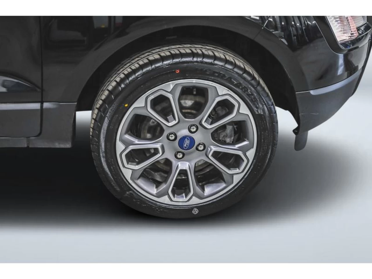 2021 Ford EcoSport Titanium 4WD CUIR TOIT OUVRANT Image principale