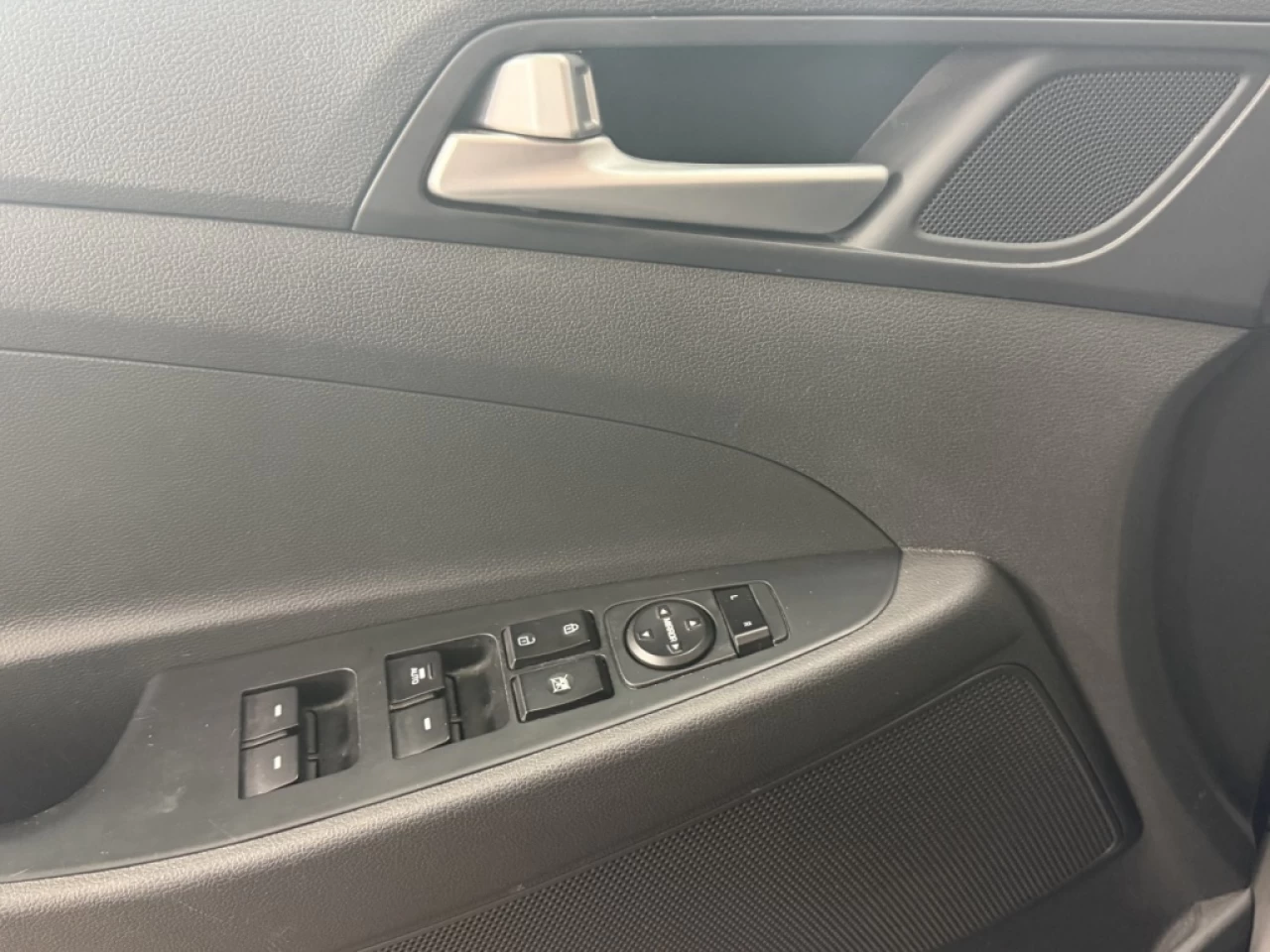 2021 Hyundai Tucson PrivilÉgiÉ AWD BLUETOOTH **APPROUVÉ À 99.9%** Image principale