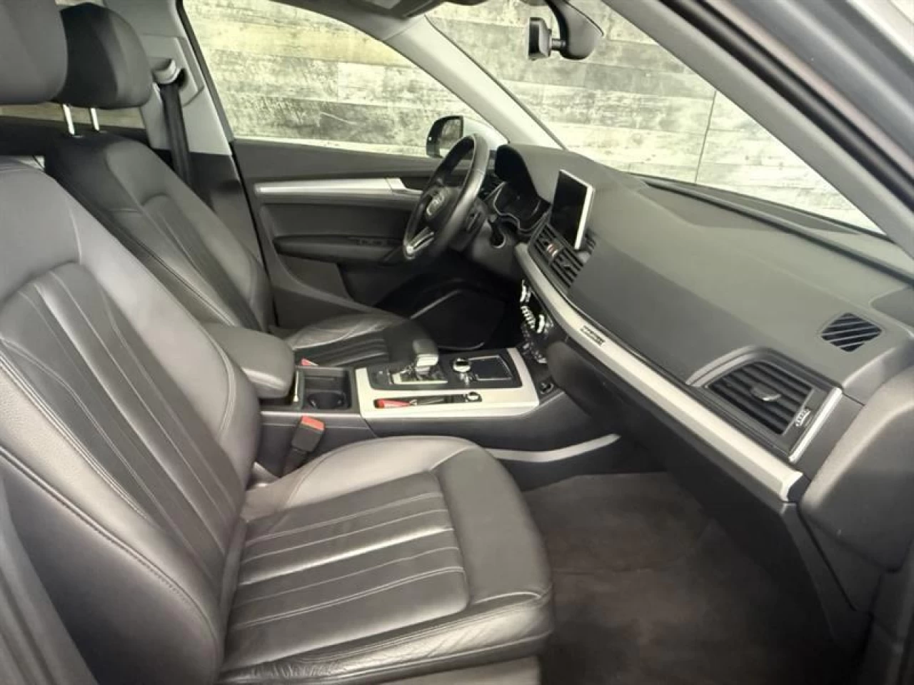 2018 Audi Q5 Progressiv AWD TOIT PANO NAV **APPROUVÉ À 99.9%** Main Image