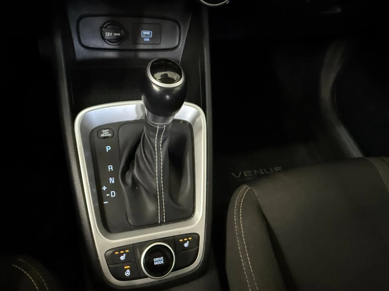 2021 Hyundai Venue Preferred Image principale