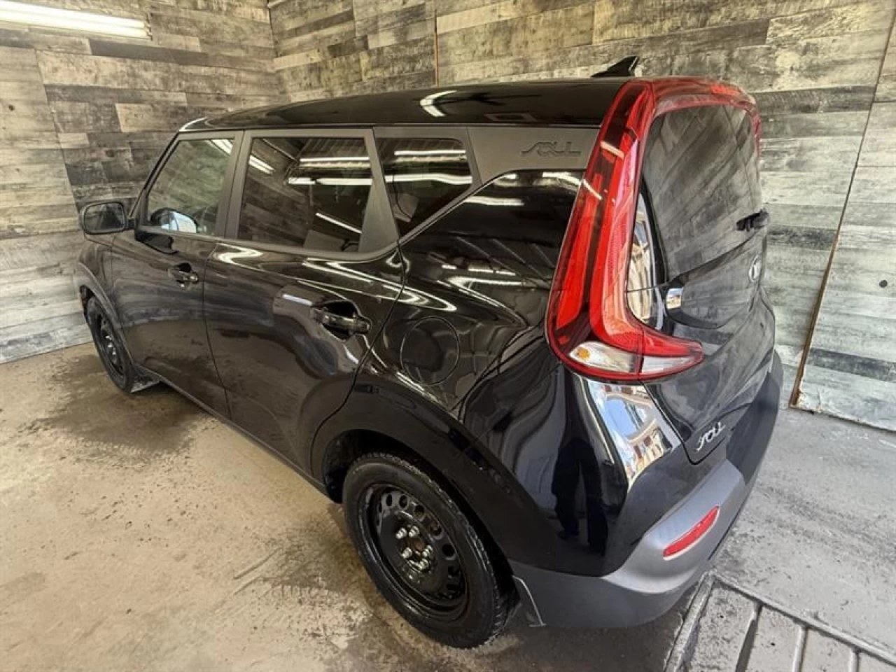 2021 Kia Soul LX Image principale