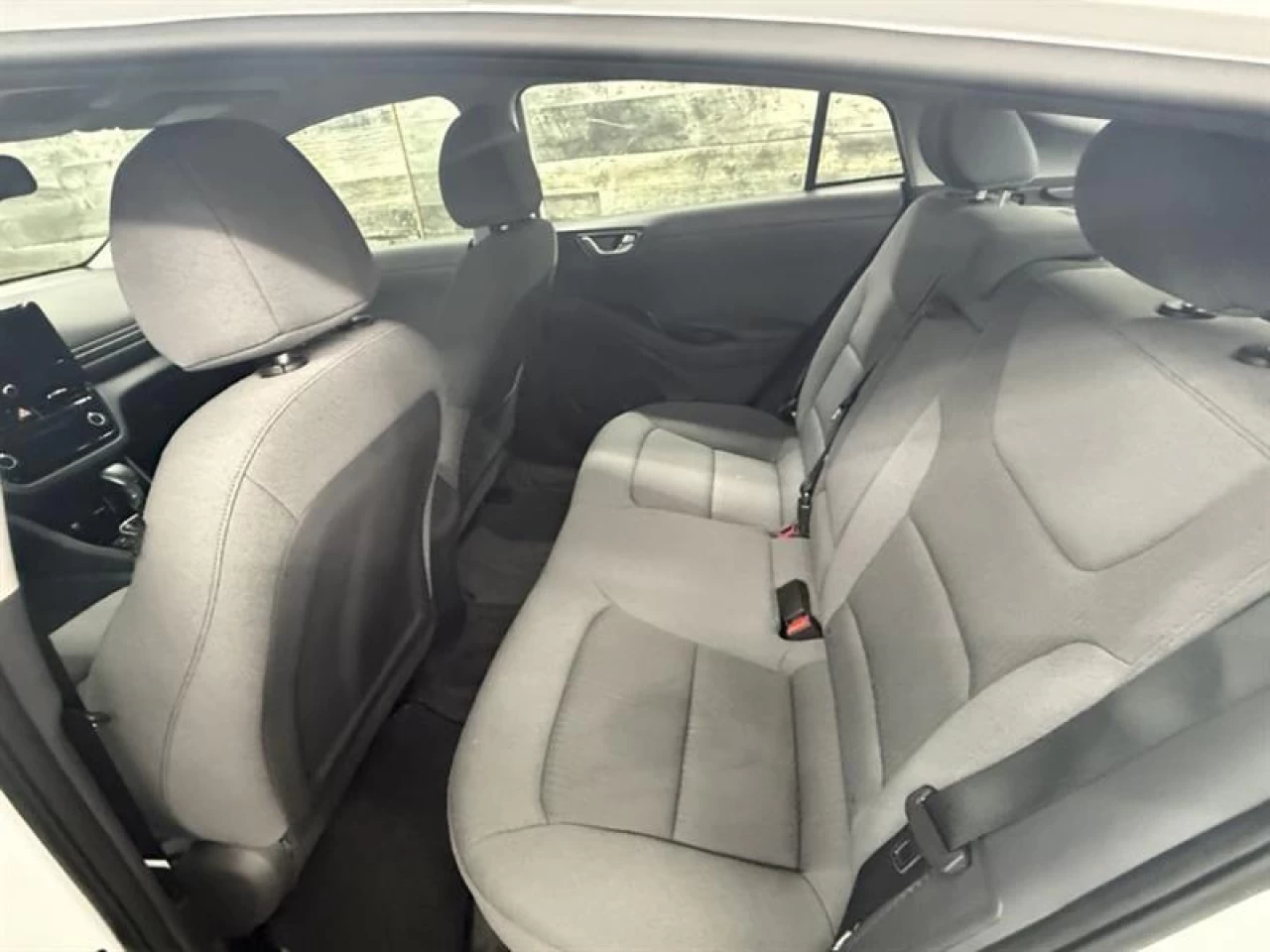 2020 Hyundai Ioniq hybride rechargeable PrivilÉgiÉ HYBRIDE APPLE CAR PLAY NAV **APPROUVÉE Image principale