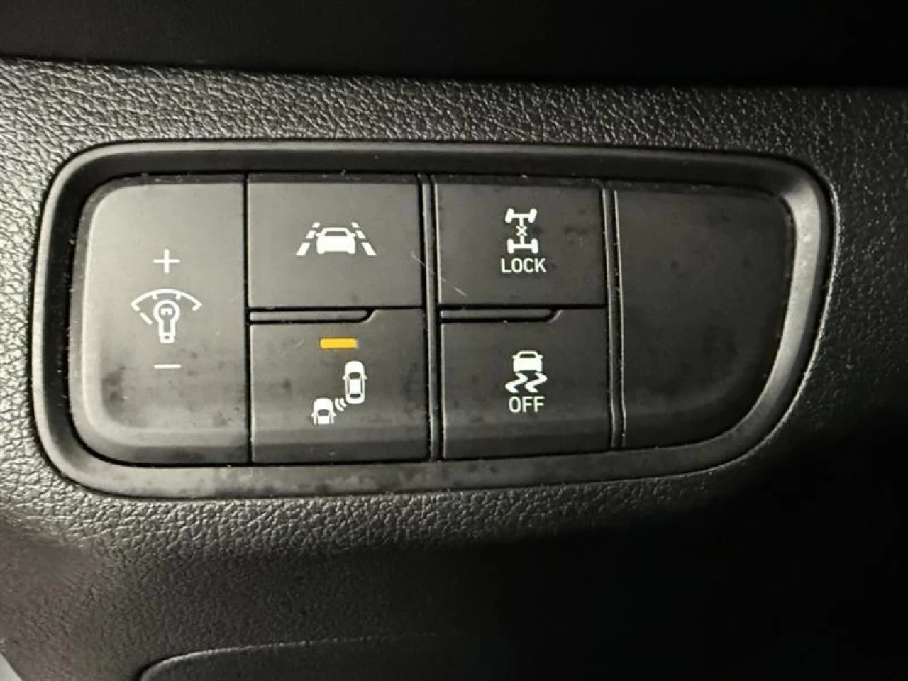 2019 Hyundai Santa Fe PrivilÉgiÉ AWD BLUETOOTH **APPROUVÉ À 99.9%** Image principale