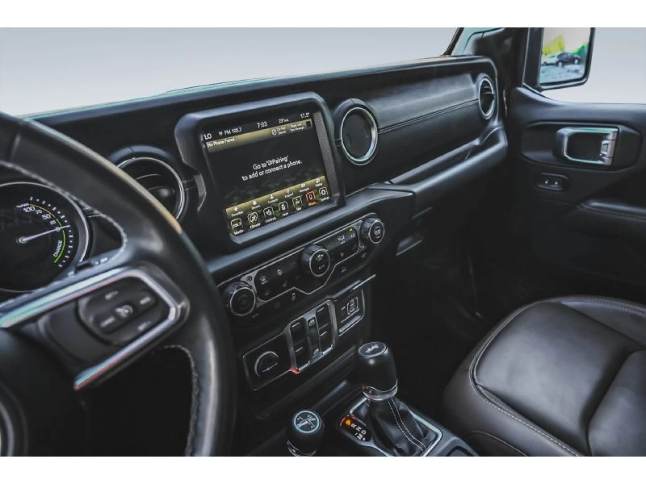 2023 Jeep Wrangler 4XE Sahara 4 Door 4x4 Image principale