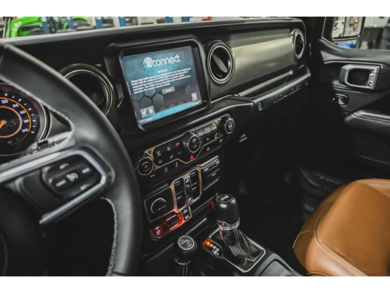 2023 Jeep Wrangler Rubicon 4 Door 4x4 toit sky one -touch Image principale