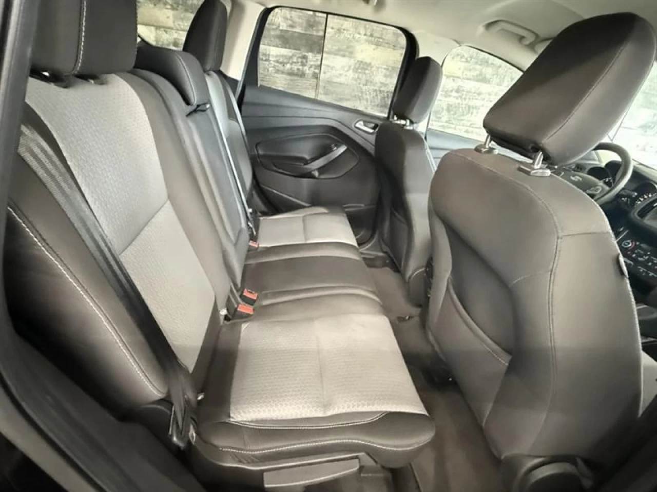 2019 Ford Escape SE Image principale