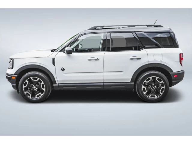 Ford Bronco Outer Banks 4x4 TECH PACKAGE 2024