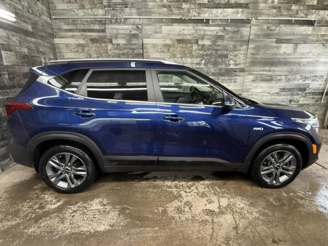 Kia Seltos EX Awd cuir apple carplay Toit **approuvée 99,9%** 2023