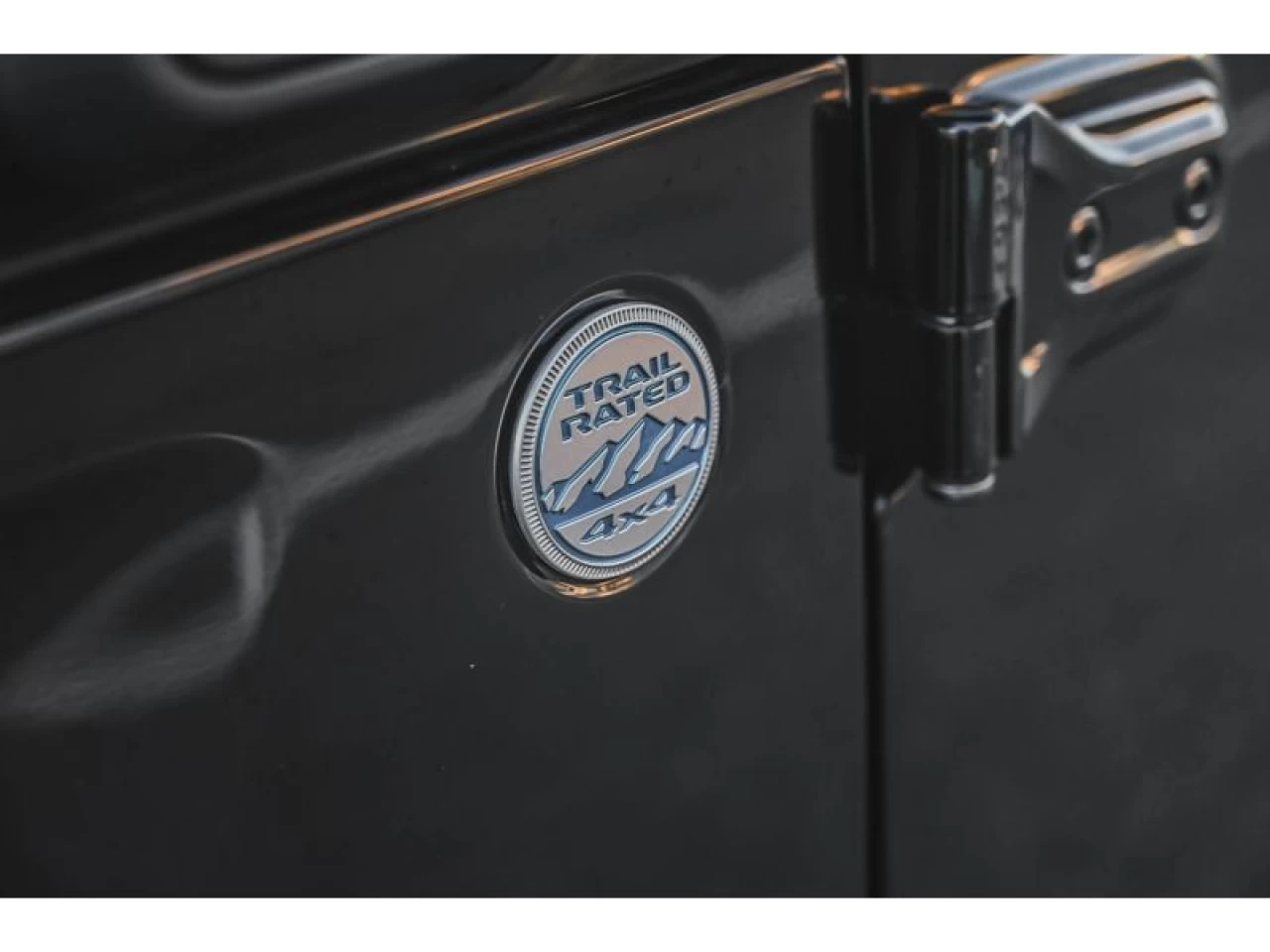 2023 Jeep Wrangler 4XE Sahara 4 Door 4x4 Image principale