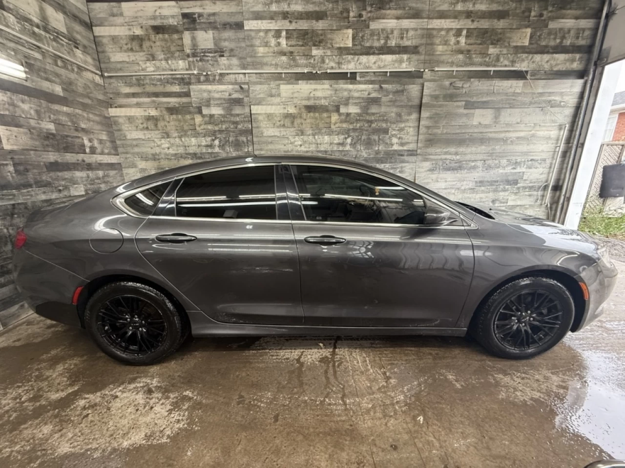 2016 Chrysler 200 LimitÉe CAMÉRA DE RECUL BLUETOOTH **APPROUVÉ À 99. Image principale