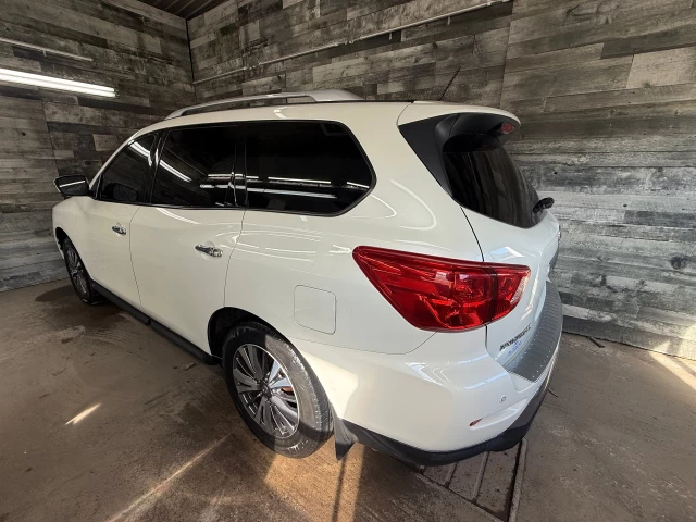 Nissan Pathfinder S 2018