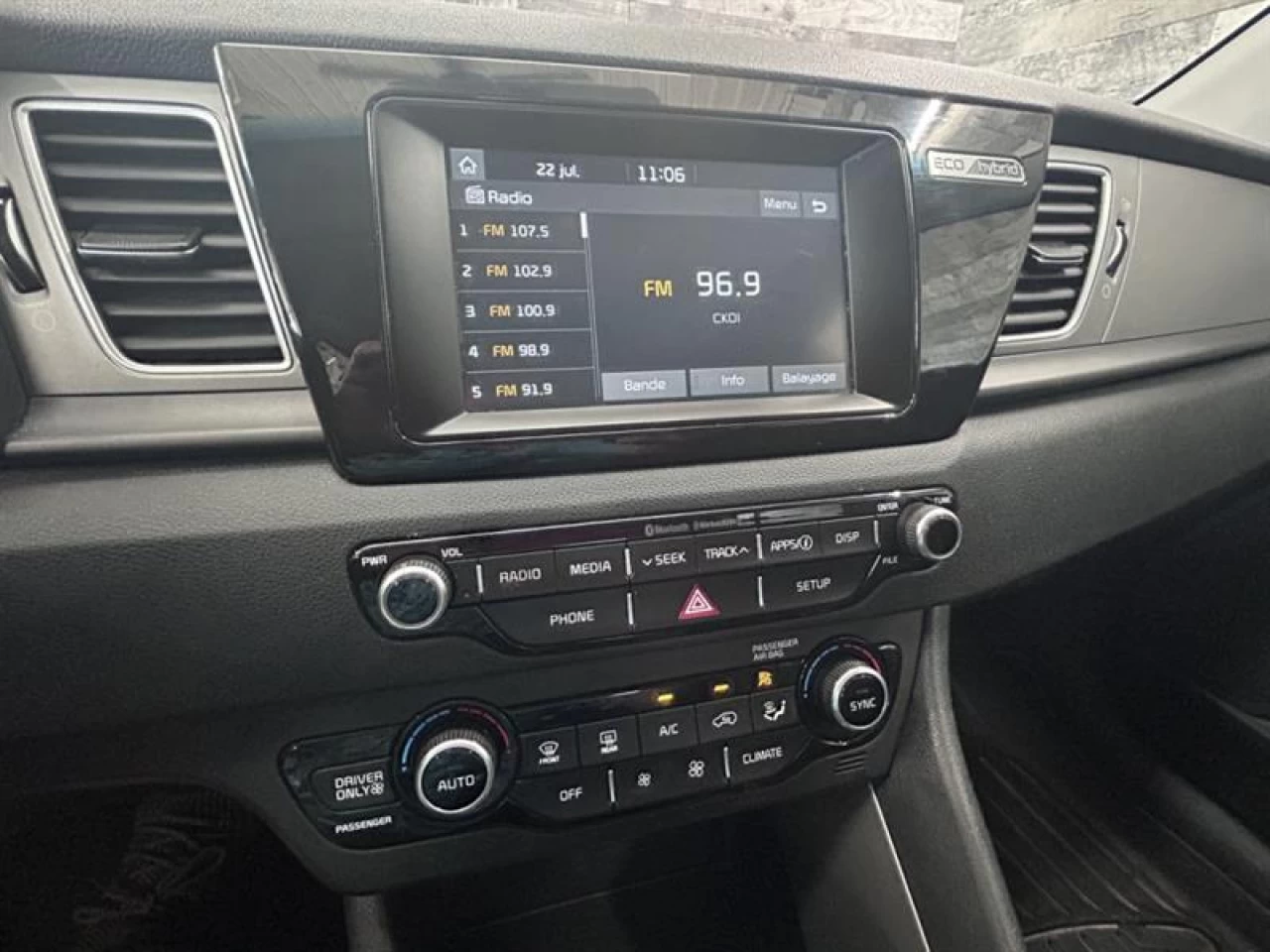 2019 Kia Niro L Hybrid Cam de recul  ** APPROUVÉE 99,9% ** Image principale