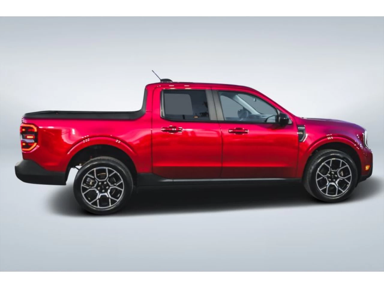 2025 Ford Maverick LARIAT CUIR Image principale