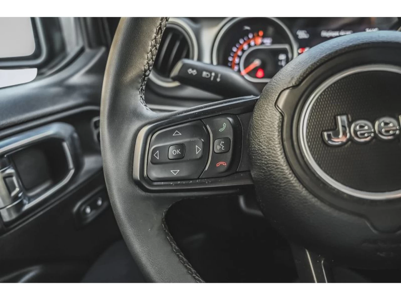 2023 Jeep Gladiator Sport S 4X4 GROUPE TECH REMORQUAGE MAX Image principale